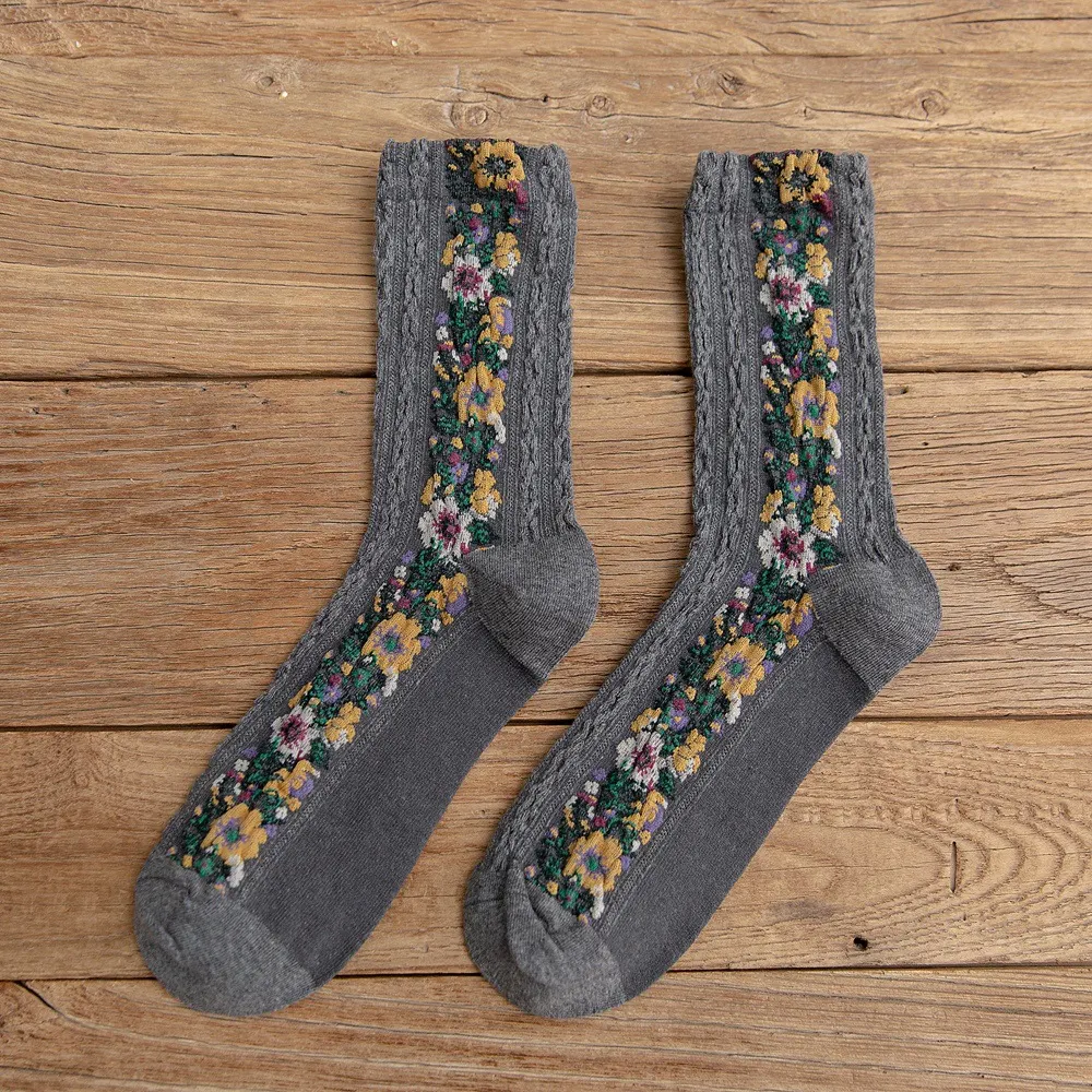 Vintage Floral Knit Crew Socks